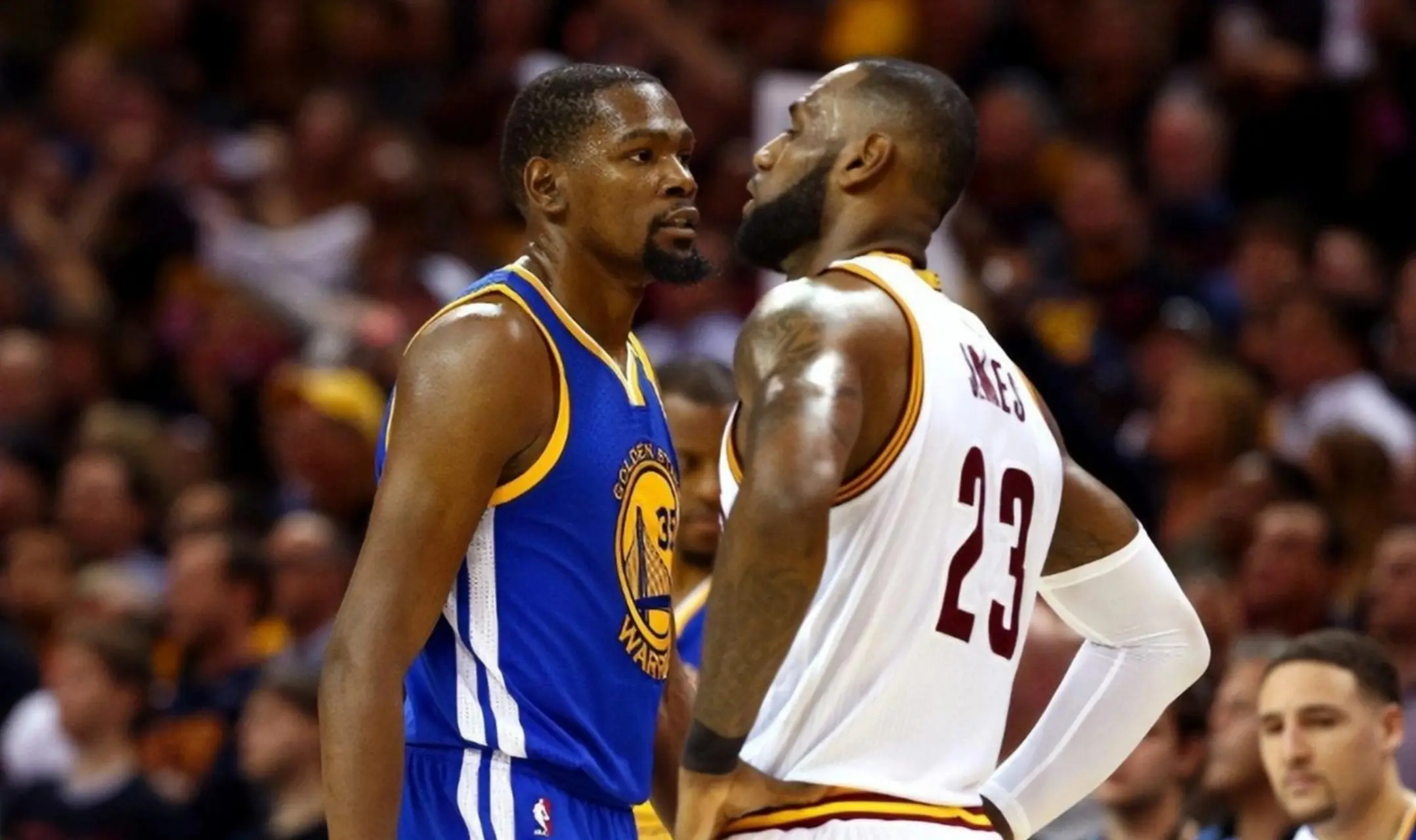 会多两个, img 会多两个, img